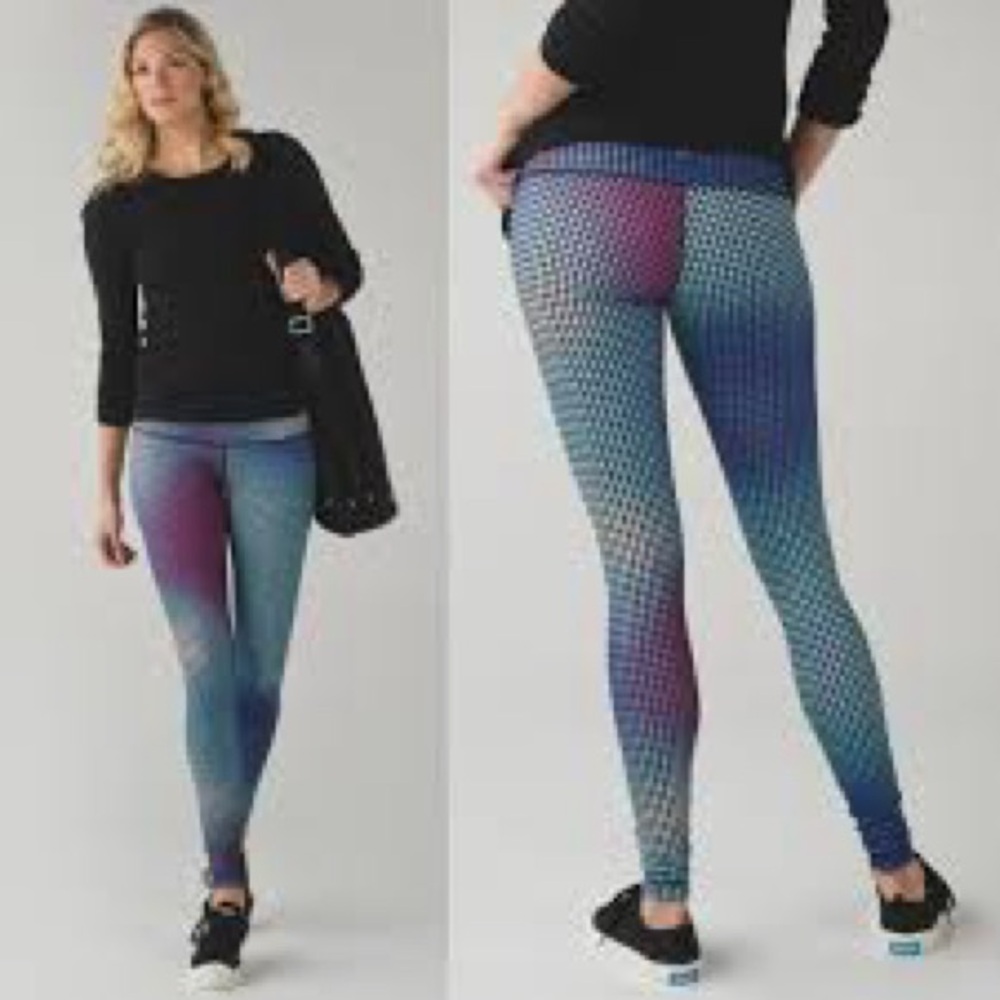 lululemon athletica Blue and Purple Gradient Geometric Leggings